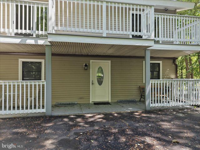 4172 BROOK CT, Tobyhanna, PA 18466