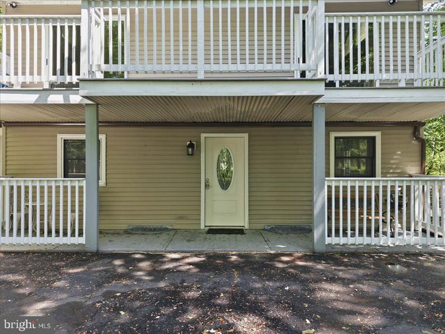 4172 BROOK CT, Tobyhanna, PA 18466