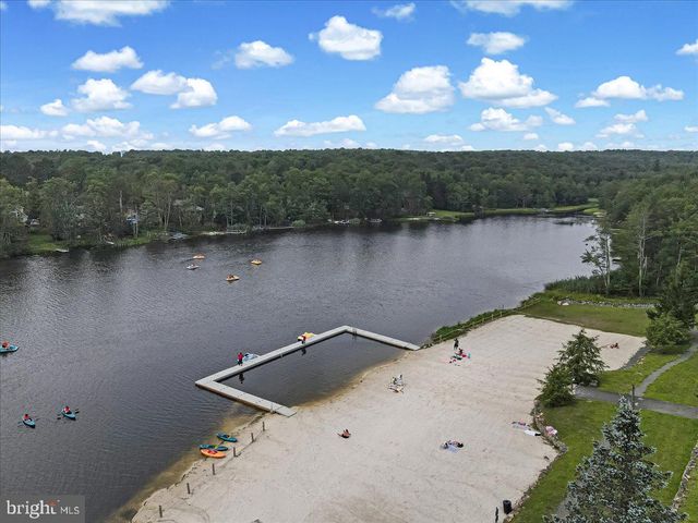 4172 BROOK CT, Tobyhanna, PA 18466