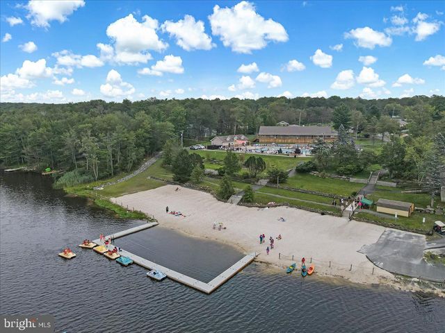 4172 BROOK CT, Tobyhanna, PA 18466