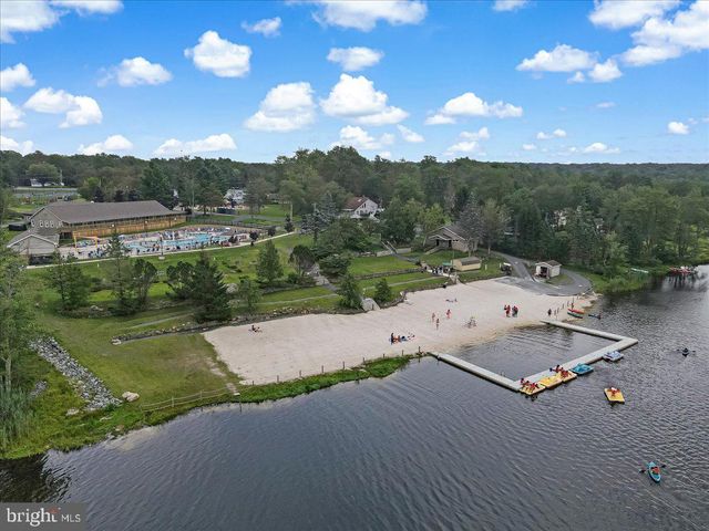 4172 BROOK CT, Tobyhanna, PA 18466