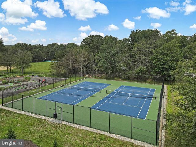 4172 BROOK CT, Tobyhanna, PA 18466