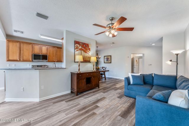 11927 SURFBIRD Circle 12E, Jacksonville, FL 32256