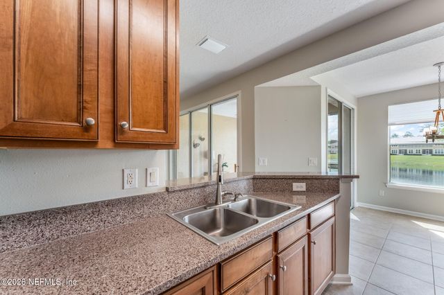11927 SURFBIRD Circle 12E, Jacksonville, FL 32256