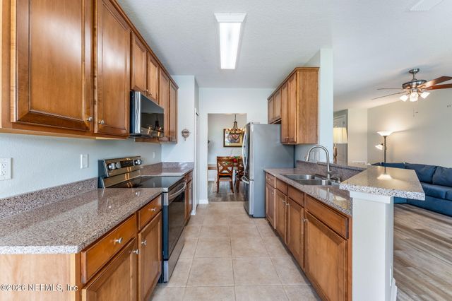11927 SURFBIRD Circle 12E, Jacksonville, FL 32256