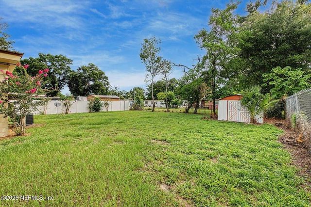 1413 GRIFLET Road, Jacksonville, FL 32211