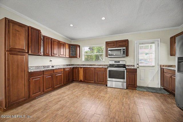 1413 GRIFLET Road, Jacksonville, FL 32211