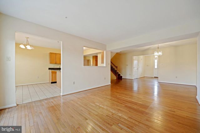 8040 CAPTAINS CT, Frederick, MD 21701