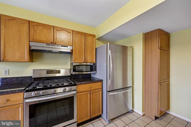 8040 CAPTAINS CT, Frederick, MD 21701