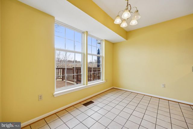 8040 CAPTAINS CT, Frederick, MD 21701