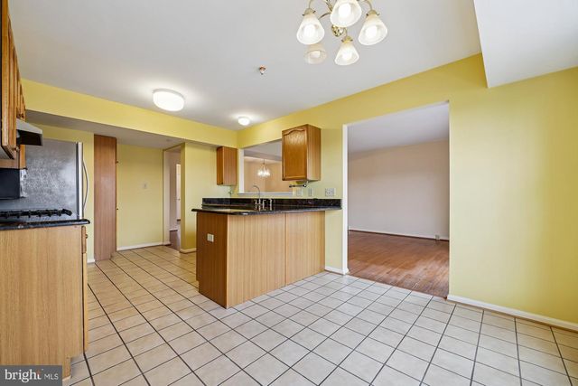 8040 CAPTAINS CT, Frederick, MD 21701