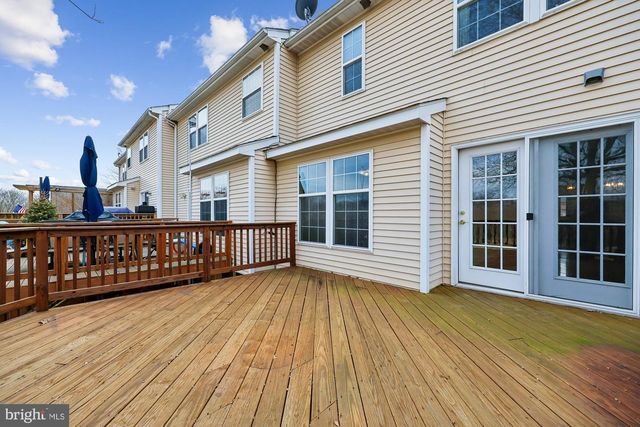 8040 CAPTAINS CT, Frederick, MD 21701