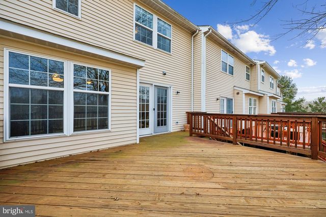 8040 CAPTAINS CT, Frederick, MD 21701