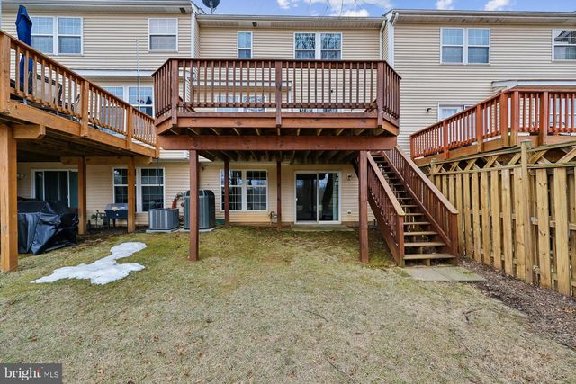 8040 CAPTAINS CT, Frederick, MD 21701