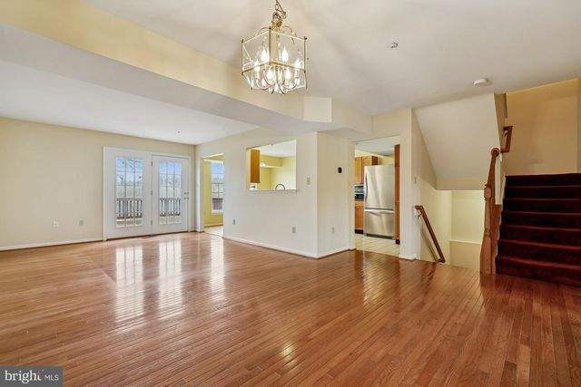 8040 CAPTAINS CT, Frederick, MD 21701