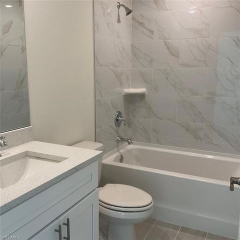 1726 NW 17th ST, Cape Coral, FL 33993