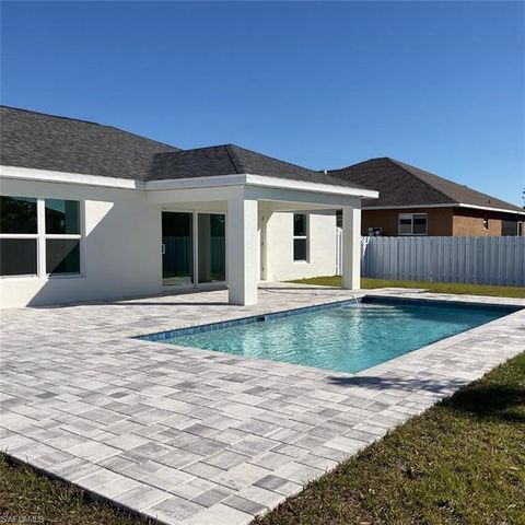 1726 NW 17th ST, Cape Coral, FL 33993