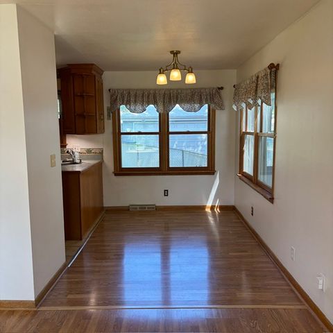 18092 W IL Rt 120, Grayslake, IL 60030
