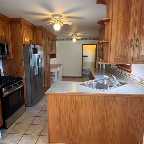 18092 W IL Rt 120, Grayslake, IL 60030
