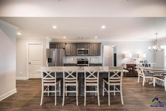 305 Gibson Circle, Kathleen, GA 31047