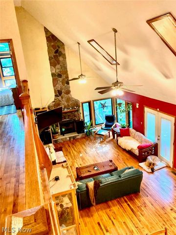 2854 Wells Lock Road, Elizabeth, WV 26143