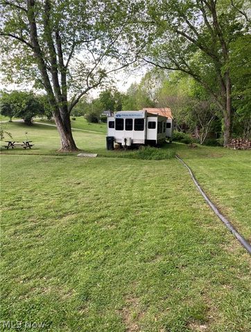 2854 Wells Lock Road, Elizabeth, WV 26143