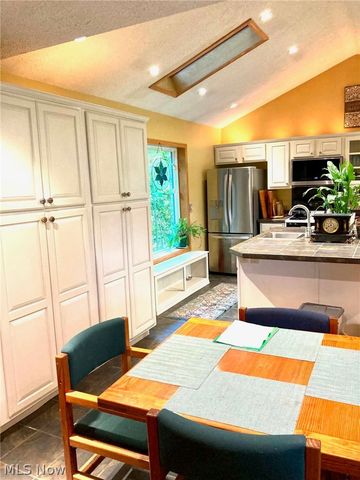 2854 Wells Lock Road, Elizabeth, WV 26143