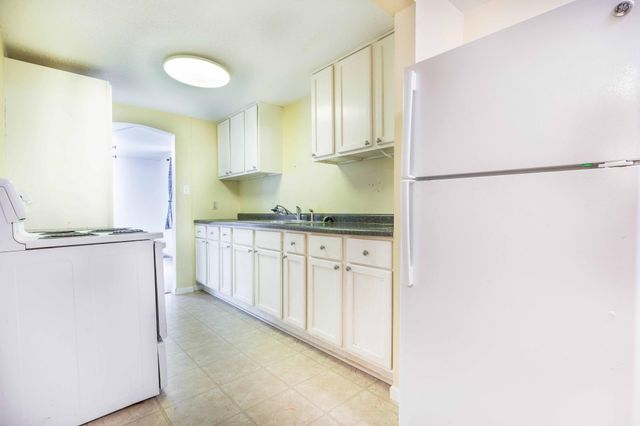 414 W Maple Avenue, Fergus Falls, MN 56537