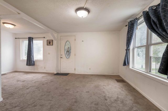 414 W Maple Avenue, Fergus Falls, MN 56537