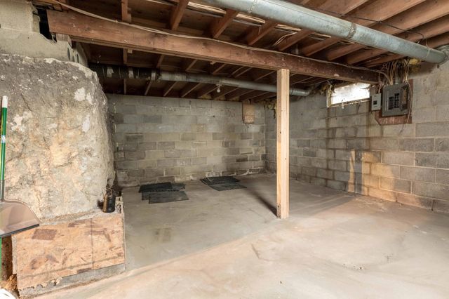 414 W Maple Avenue, Fergus Falls, MN 56537