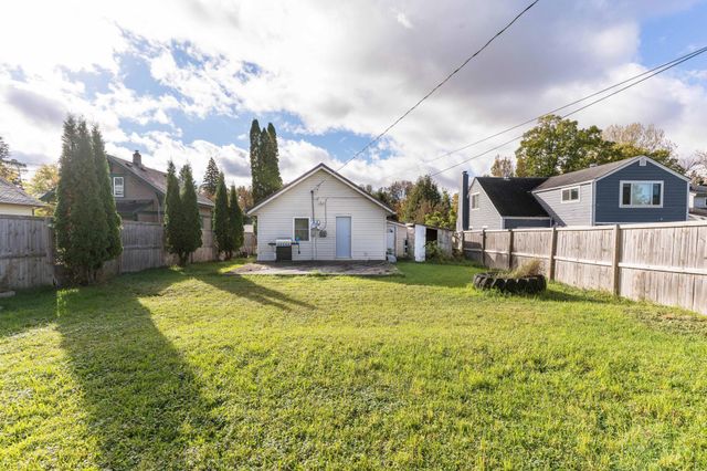 414 W Maple Avenue, Fergus Falls, MN 56537