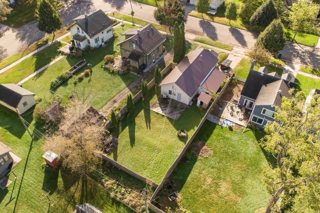 414 W Maple Avenue, Fergus Falls, MN 56537