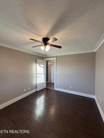 137 Virgle Circle, Tazewell, TN 37879