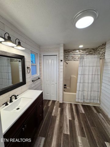 137 Virgle Circle, Tazewell, TN 37879