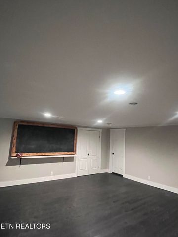 137 Virgle Circle, Tazewell, TN 37879