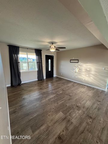 137 Virgle Circle, Tazewell, TN 37879