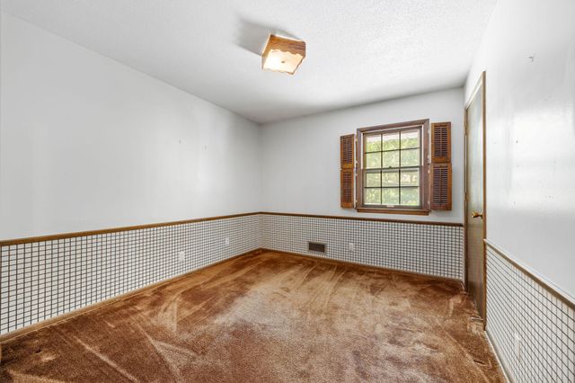 5916 Amy Drive, Edina, MN 55436