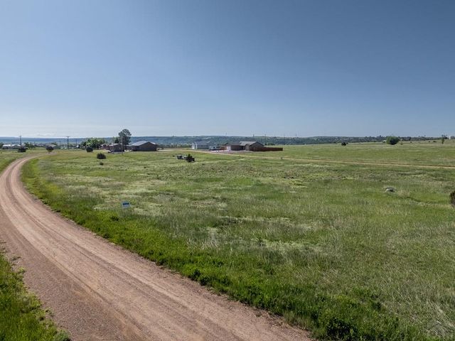 1111 Trinchera Dr, Colorado City, CO 81004