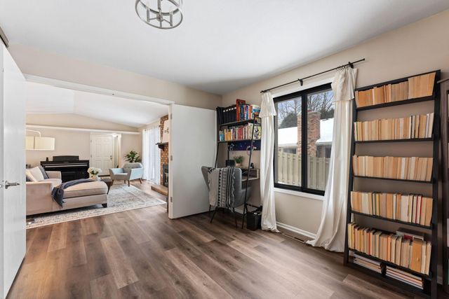 14865 19th Avenue N, Plymouth, MN 55447