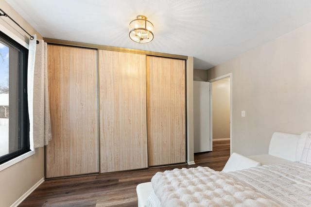 14865 19th Avenue N, Plymouth, MN 55447