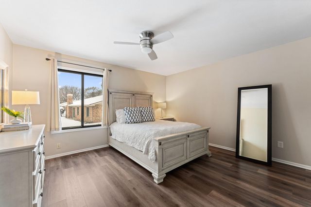 14865 19th Avenue N, Plymouth, MN 55447