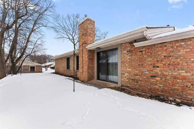 14865 19th Avenue N, Plymouth, MN 55447