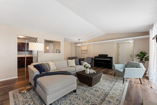 14865 19th Avenue N, Plymouth, MN 55447