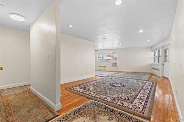 750 Shore Road 2G, Long Beach, NY 11561