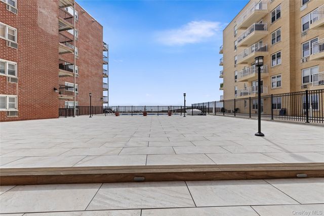 750 Shore Road 2G, Long Beach, NY 11561