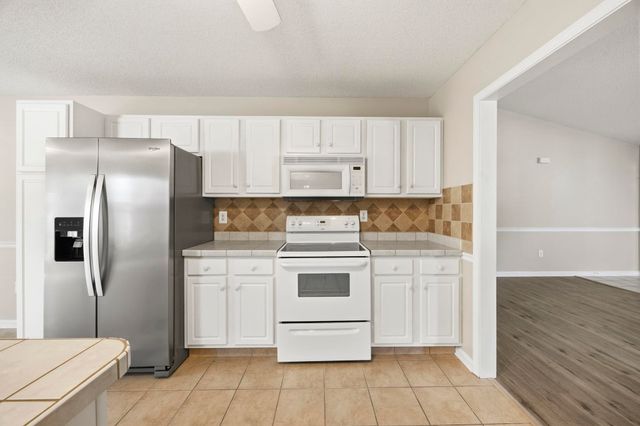 2208 Seaford Dr., Longs, SC 29568