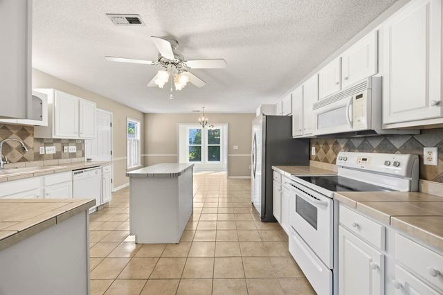 2208 Seaford Dr., Longs, SC 29568