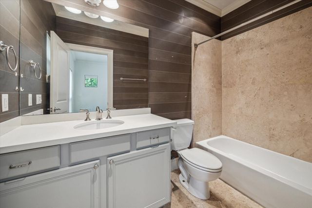 6830 Staffordshire Boulevard, Houston, TX 77030