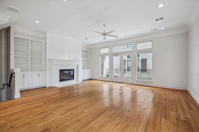 6830 Staffordshire Boulevard, Houston, TX 77030
