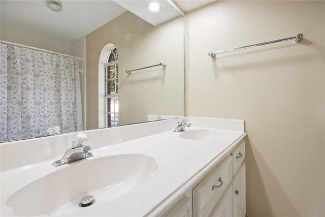 8411 Rockford Hall Drive, Spring, TX 77379